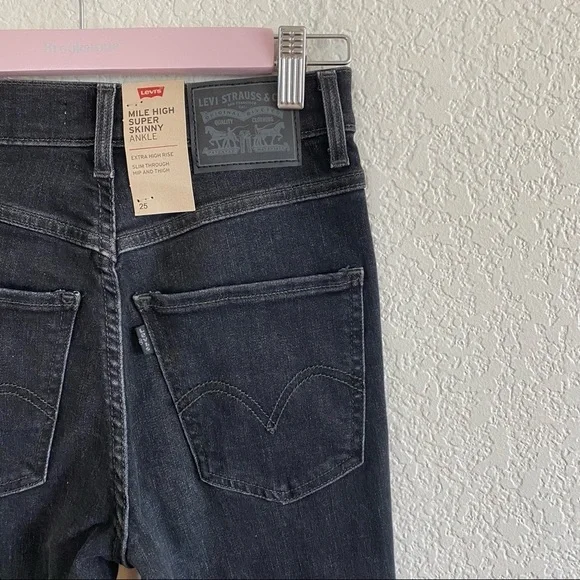 Levi’s Sculpt Mile High Super Skinny Ankle Jeans - Picture 7 of 7